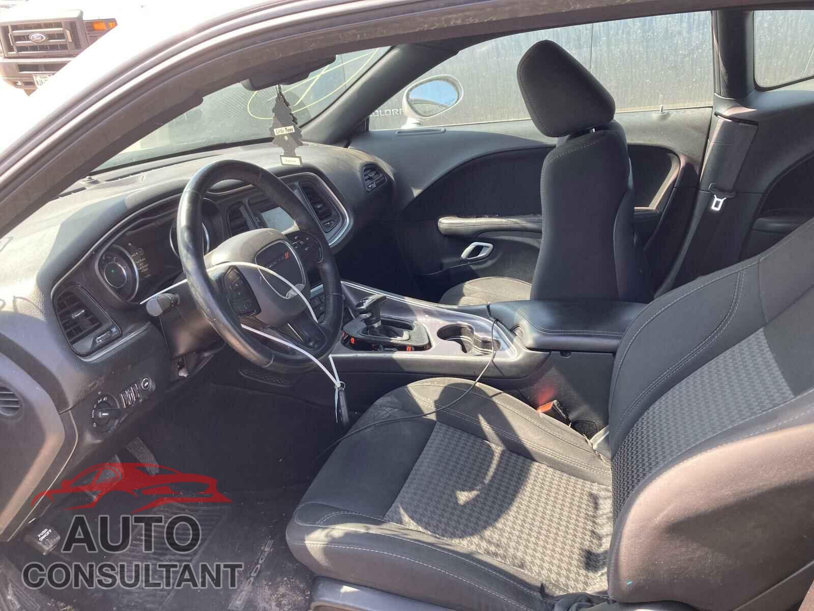 DODGE CHALLENGER 2016 - 2C3CDZAGXGH217650