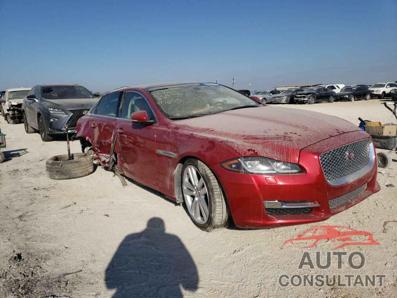 JAGUAR XJ 2016 - SAJWA2G74G8V94255