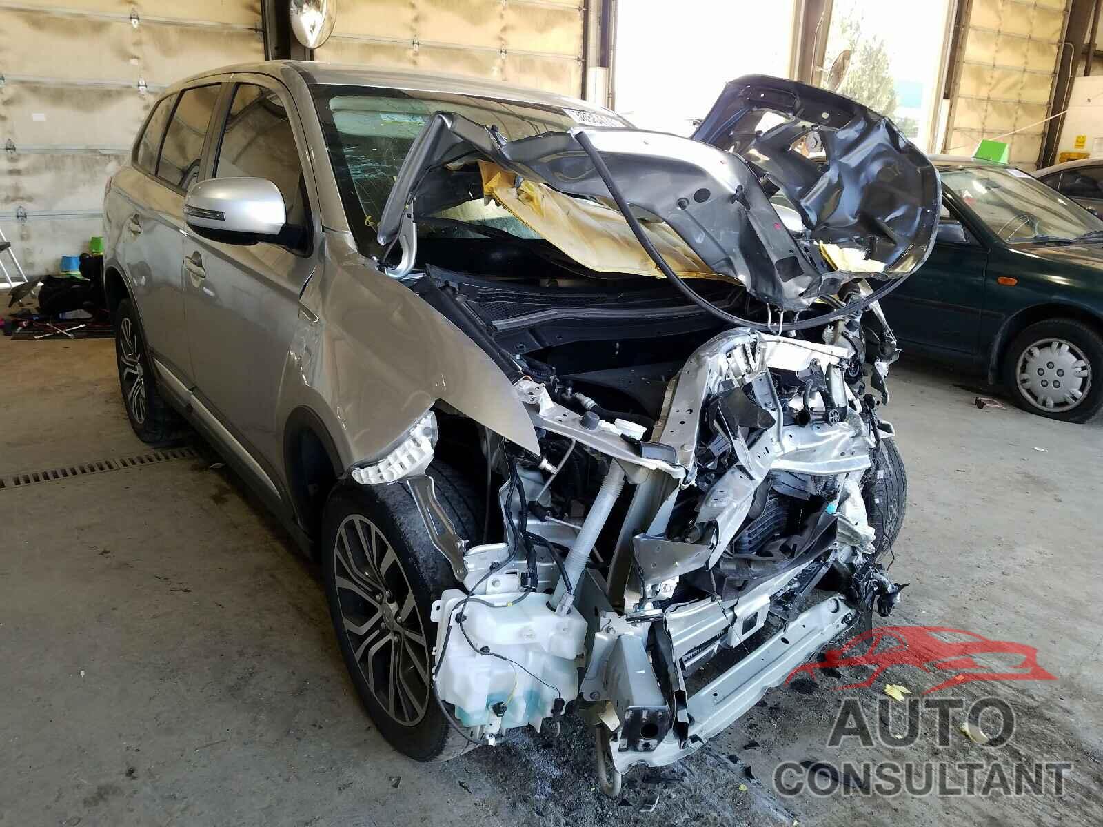 MITSUBISHI OUTLANDER 2018 - JA4AZ3A39JZ005239