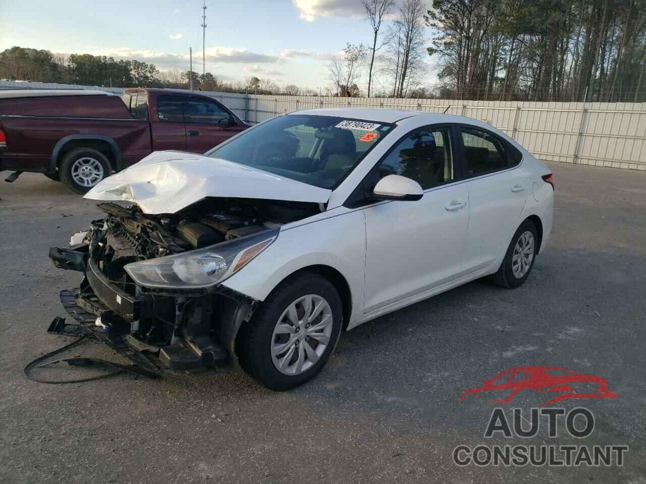 HYUNDAI ACCENT 2018 - 3KPC24A31JE011721