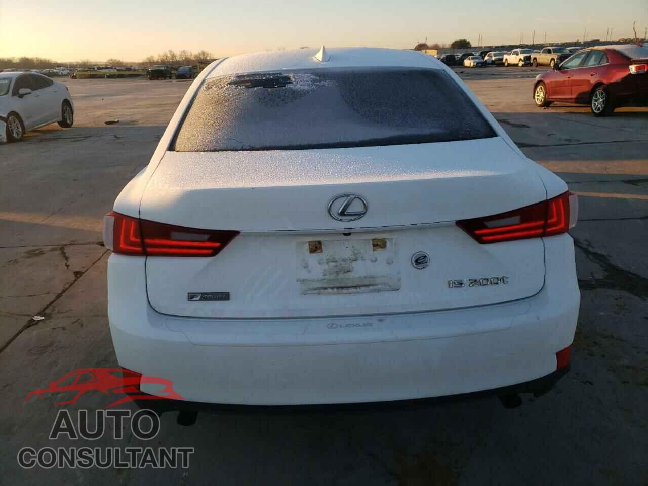 LEXUS IS 2016 - JTHBA1D26G5006176