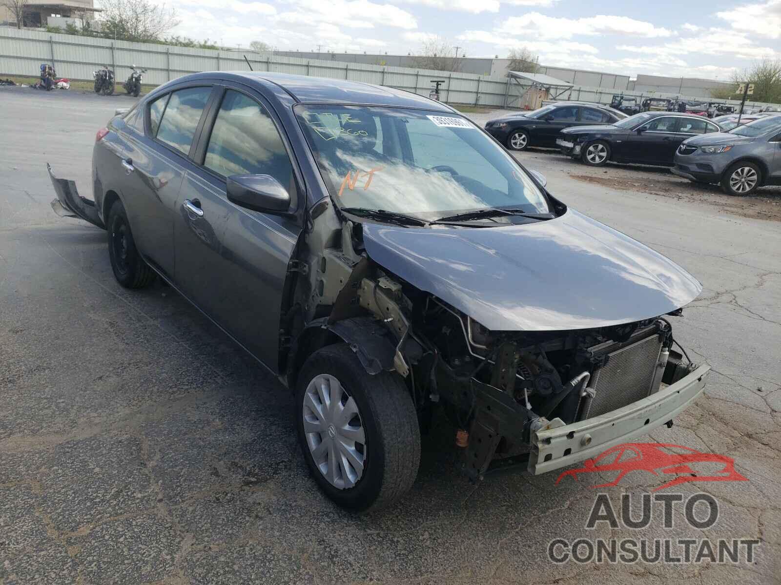 NISSAN VERSA 2019 - 3N1CN7AP7KL852051