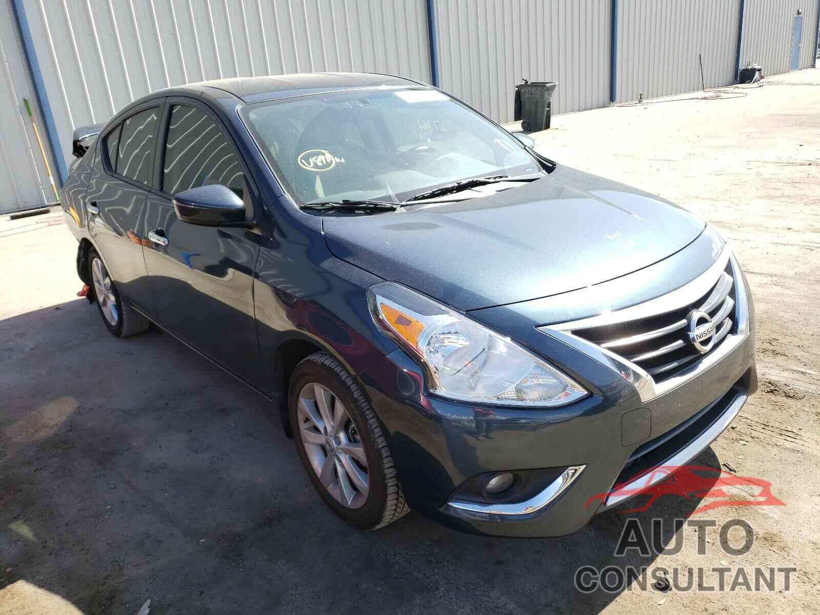 NISSAN VERSA 2017 - 3N1CN7AP5HL811863