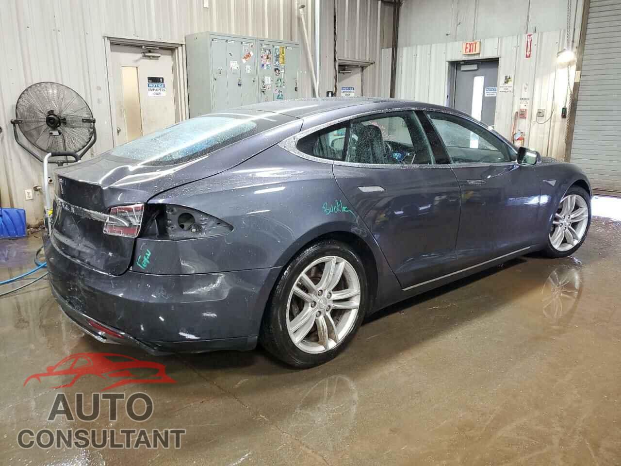 TESLA MODEL S 2016 - 5YJSA1E24GF116528