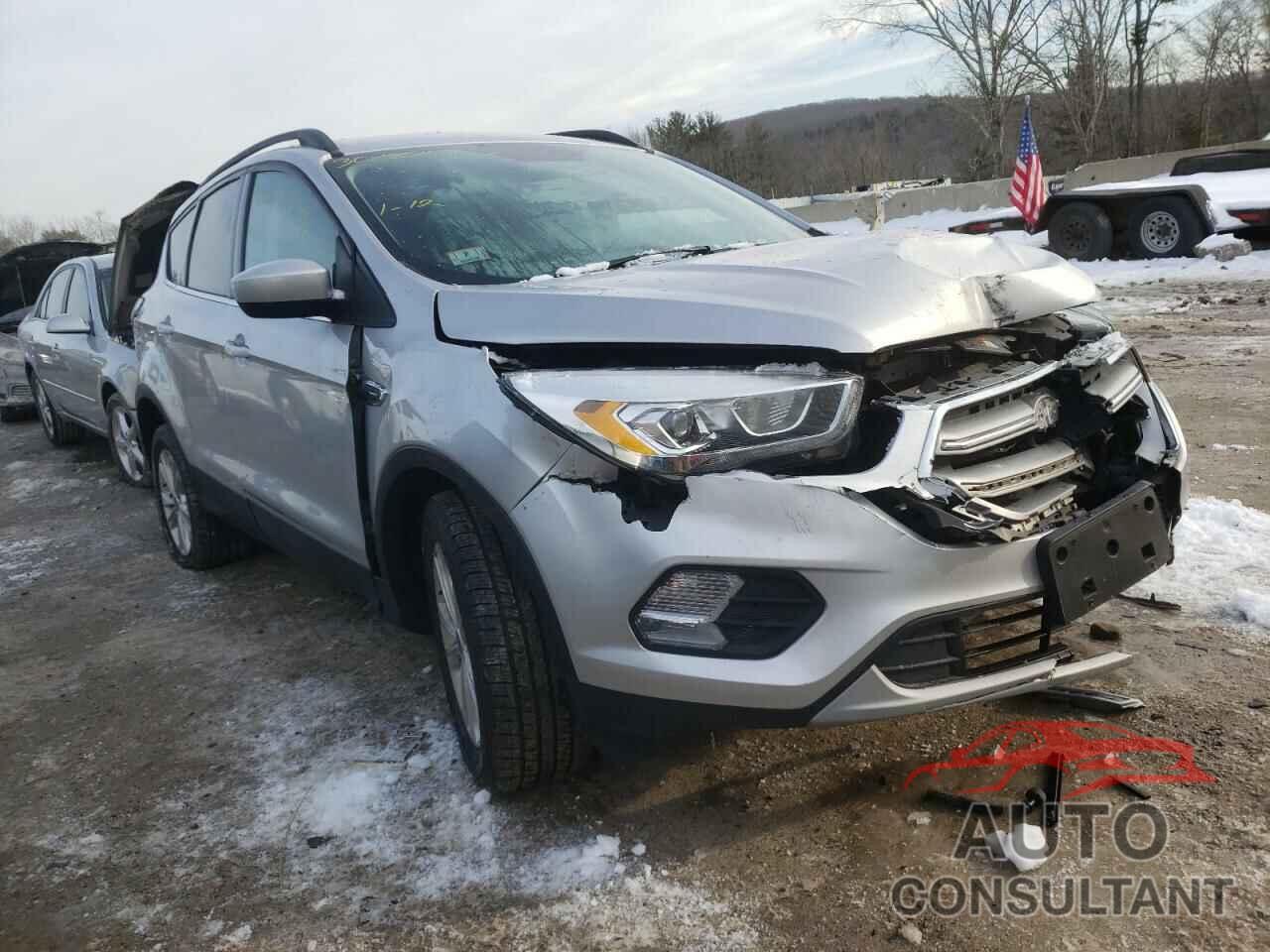 FORD ESCAPE 2017 - 1FMCU9G99HUA25795