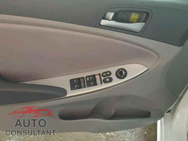 HYUNDAI ACCENT 2016 - KMHCT5AE5GU285742