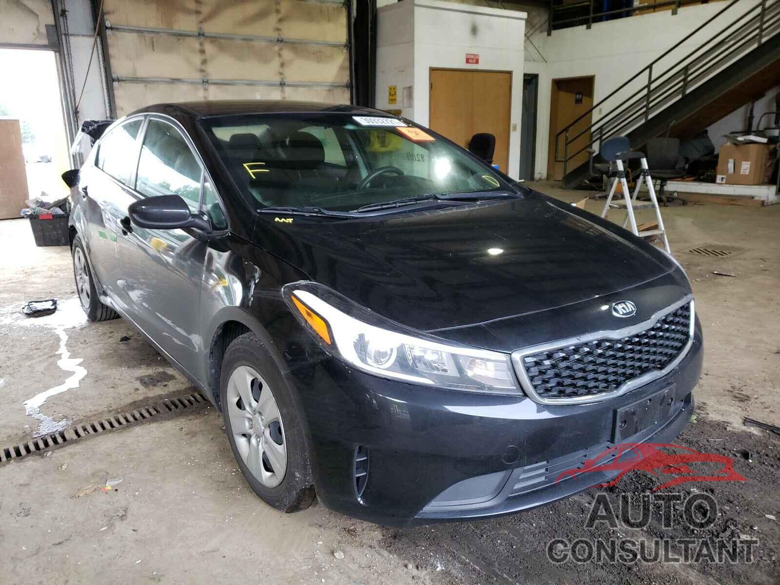 KIA FORTE 2018 - 3KPFK4A77JE255079