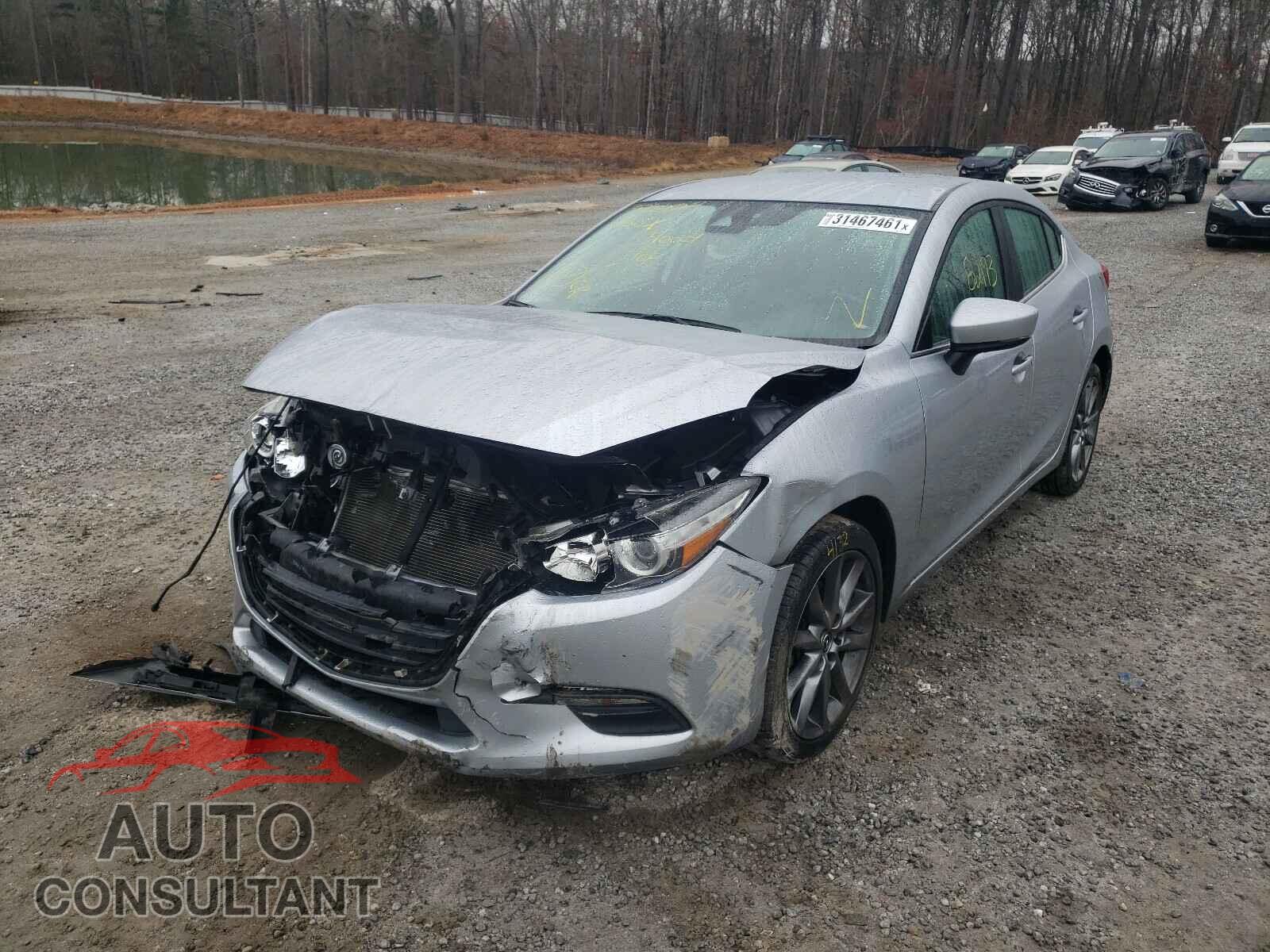MAZDA 3 2018 - 3MZBN1V35JM180932