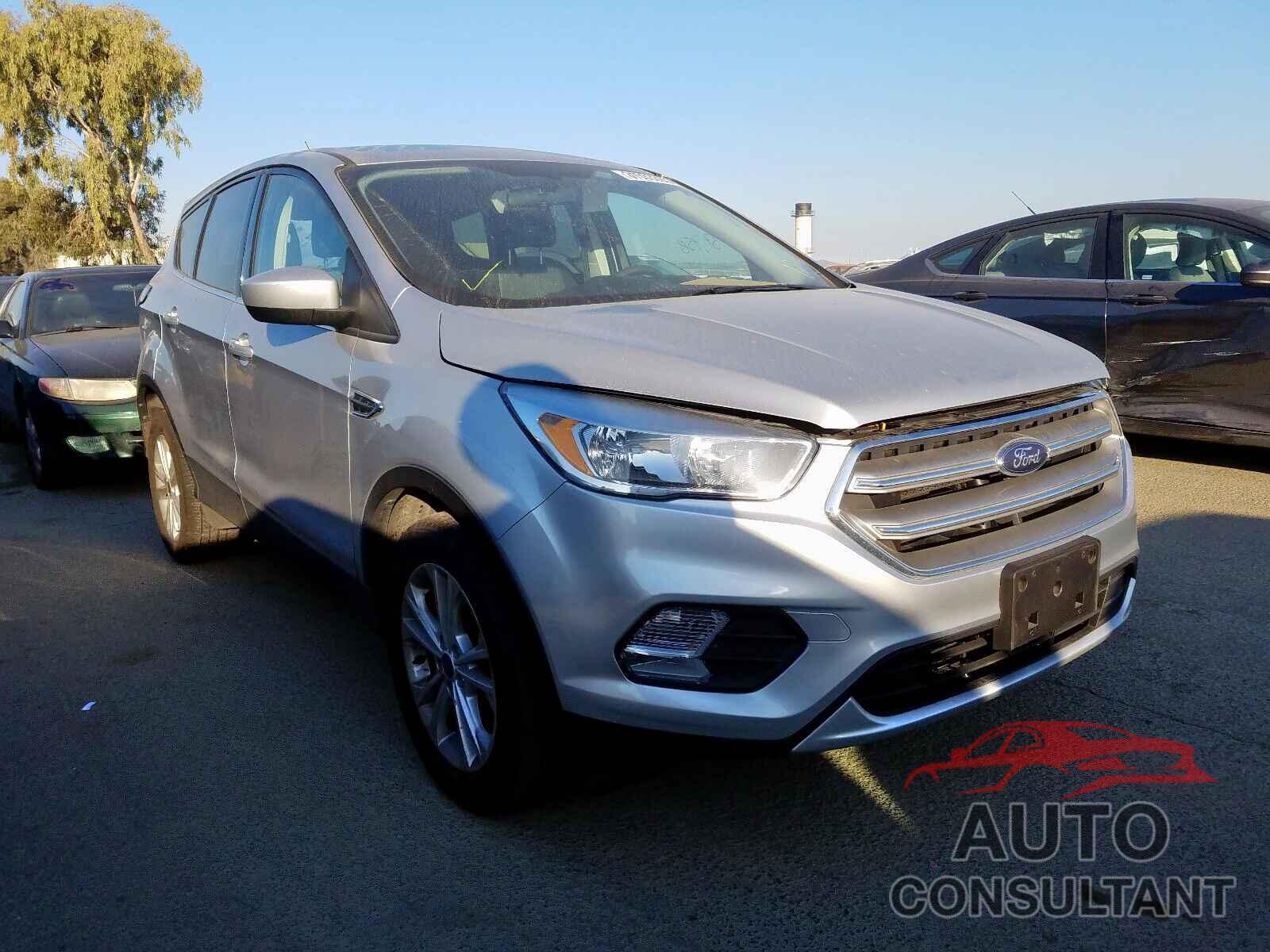 FORD ESCAPE 2017 - 5NPE24AF7JH629284