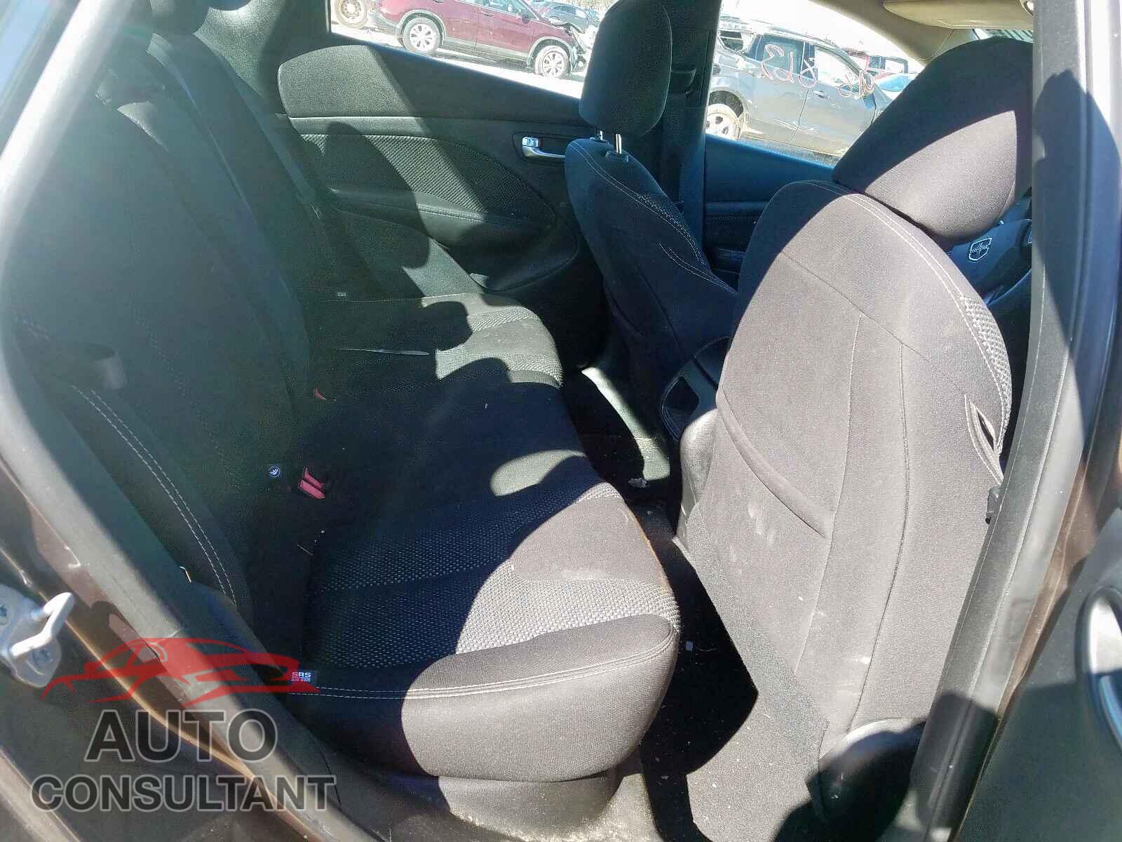 DODGE DART 2015 - 3VWL17AJXHM221685