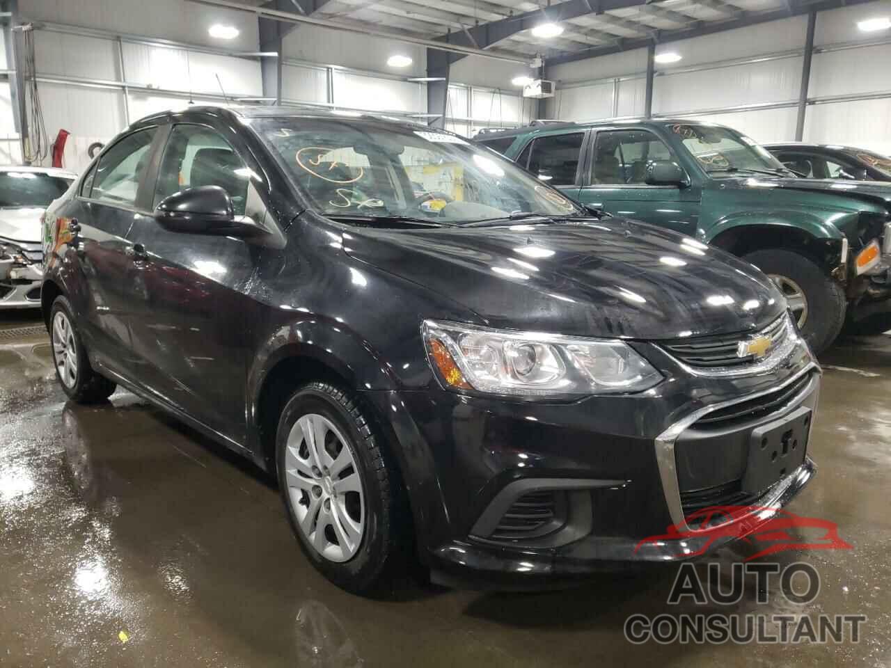 CHEVROLET SONIC 2017 - 1G1JB5SH0H4163615