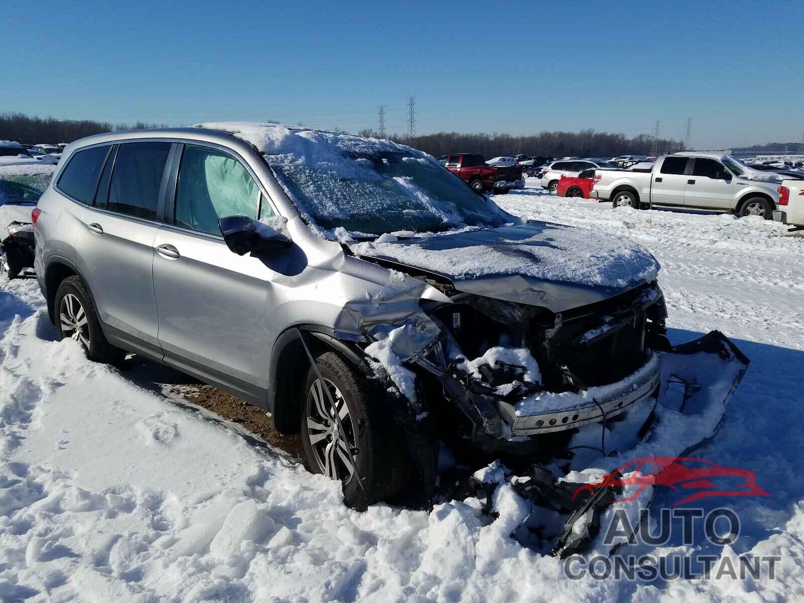 HONDA PILOT 2017 - 5FNYF5H79HB003556