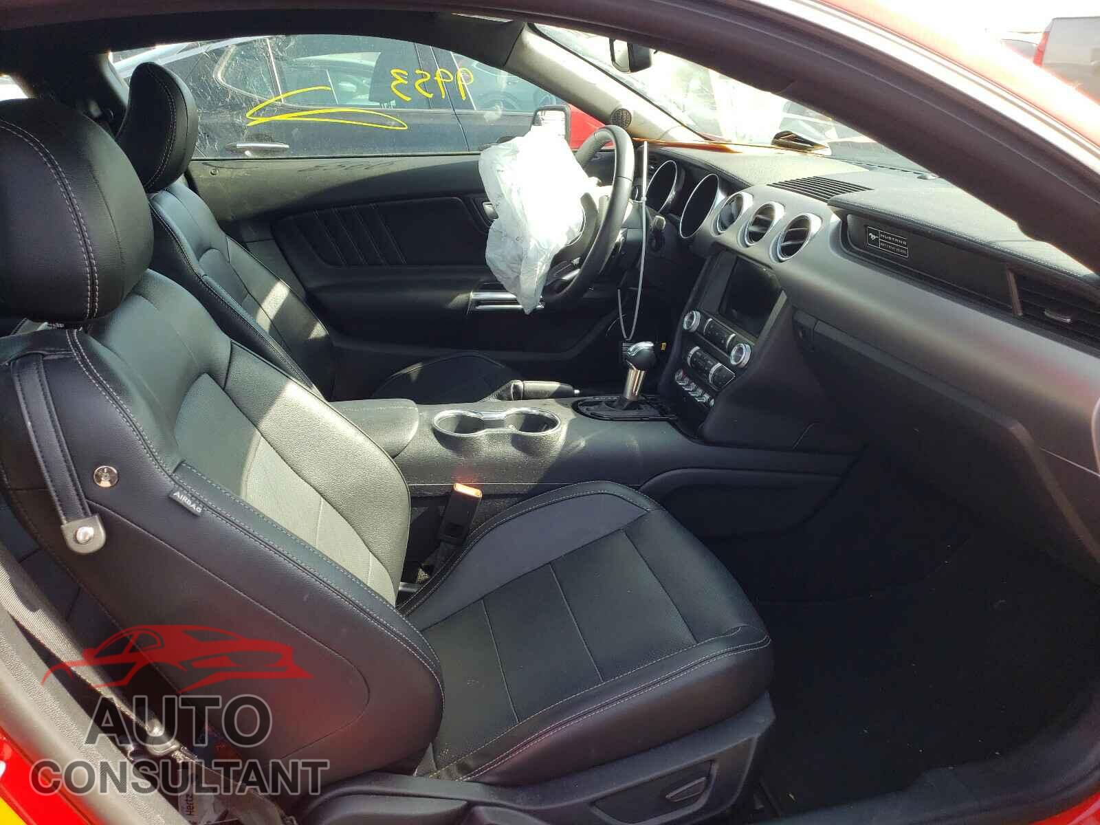 FORD MUSTANG 2020 - 1FA6P8TH5L5136983