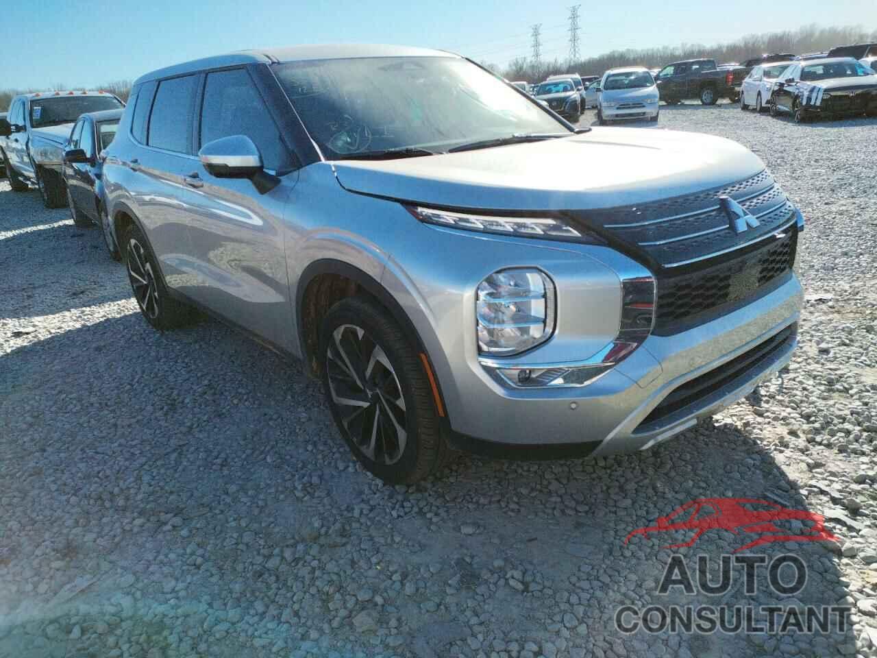 MITSUBISHI OUTLANDER 2022 - JA4J3UA88NZ025166