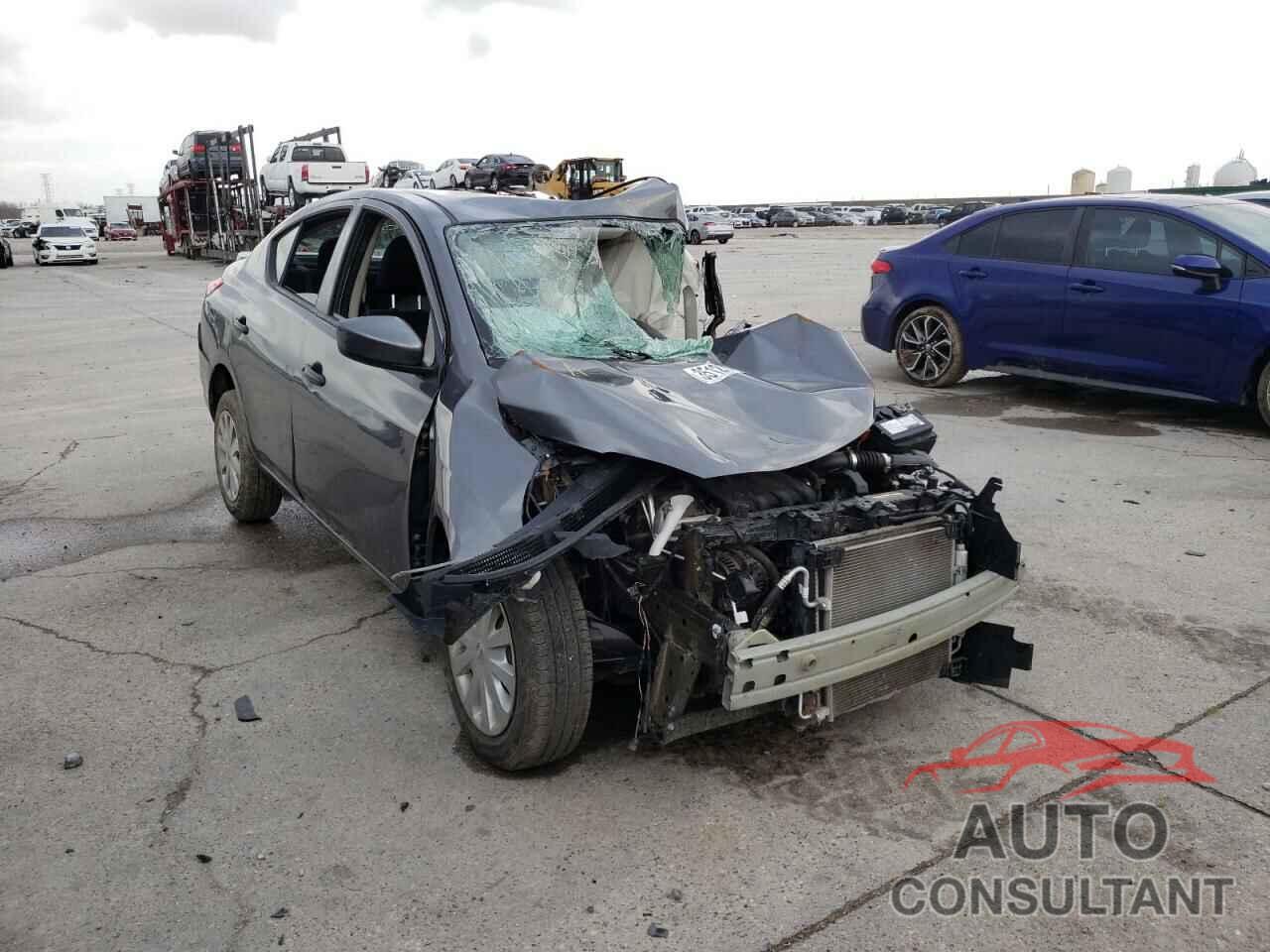 NISSAN VERSA 2019 - 3N1CN7AP3KL820827