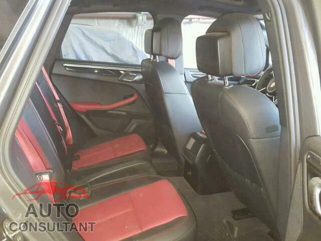 PORSCHE MACAN 2015 - WP1AB2A53FLB68029