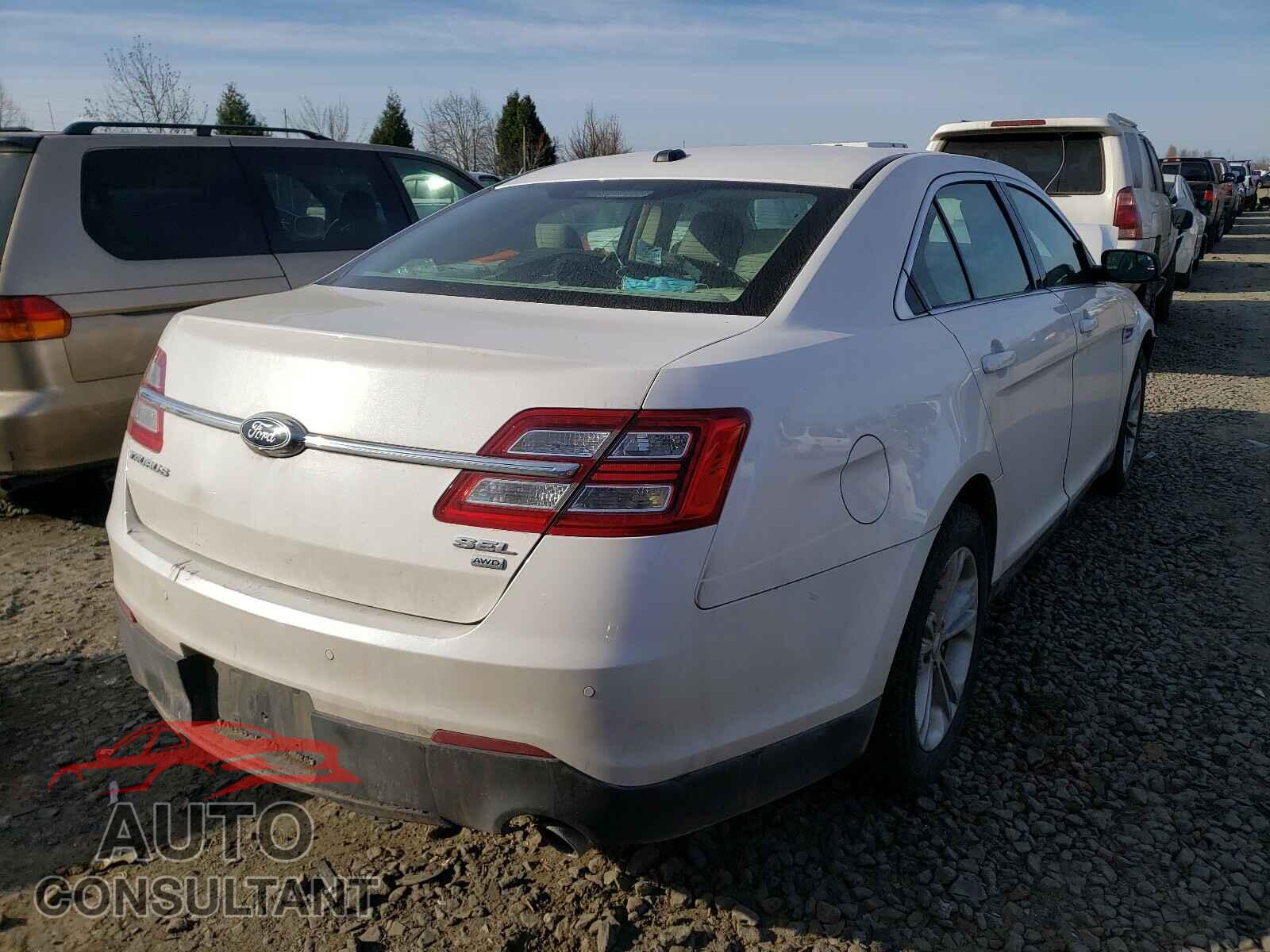 FORD TAURUS 2017 - 1FAHP2H81HG139082
