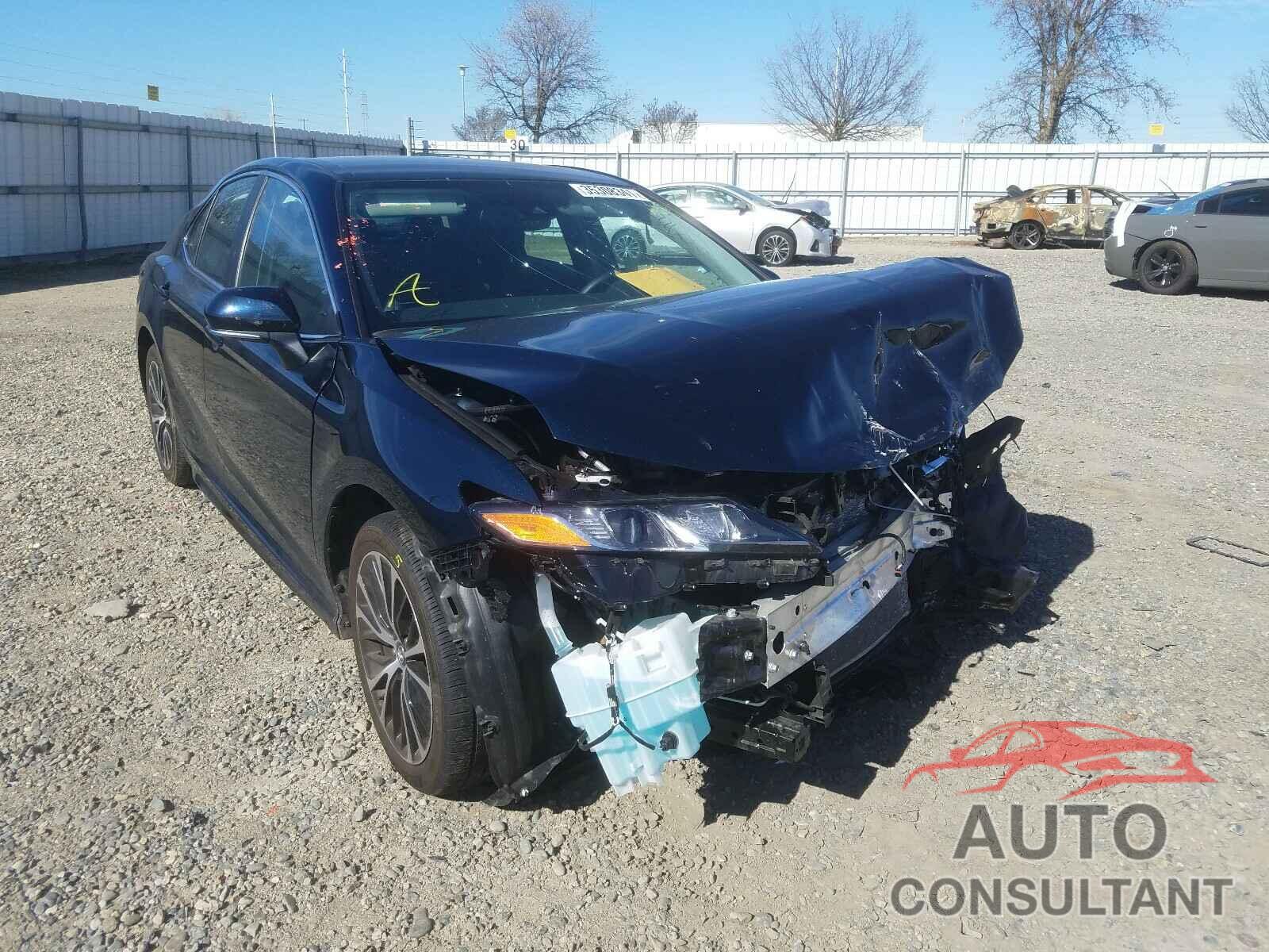 TOYOTA CAMRY 2019 - 4T1B11HK8KU808329