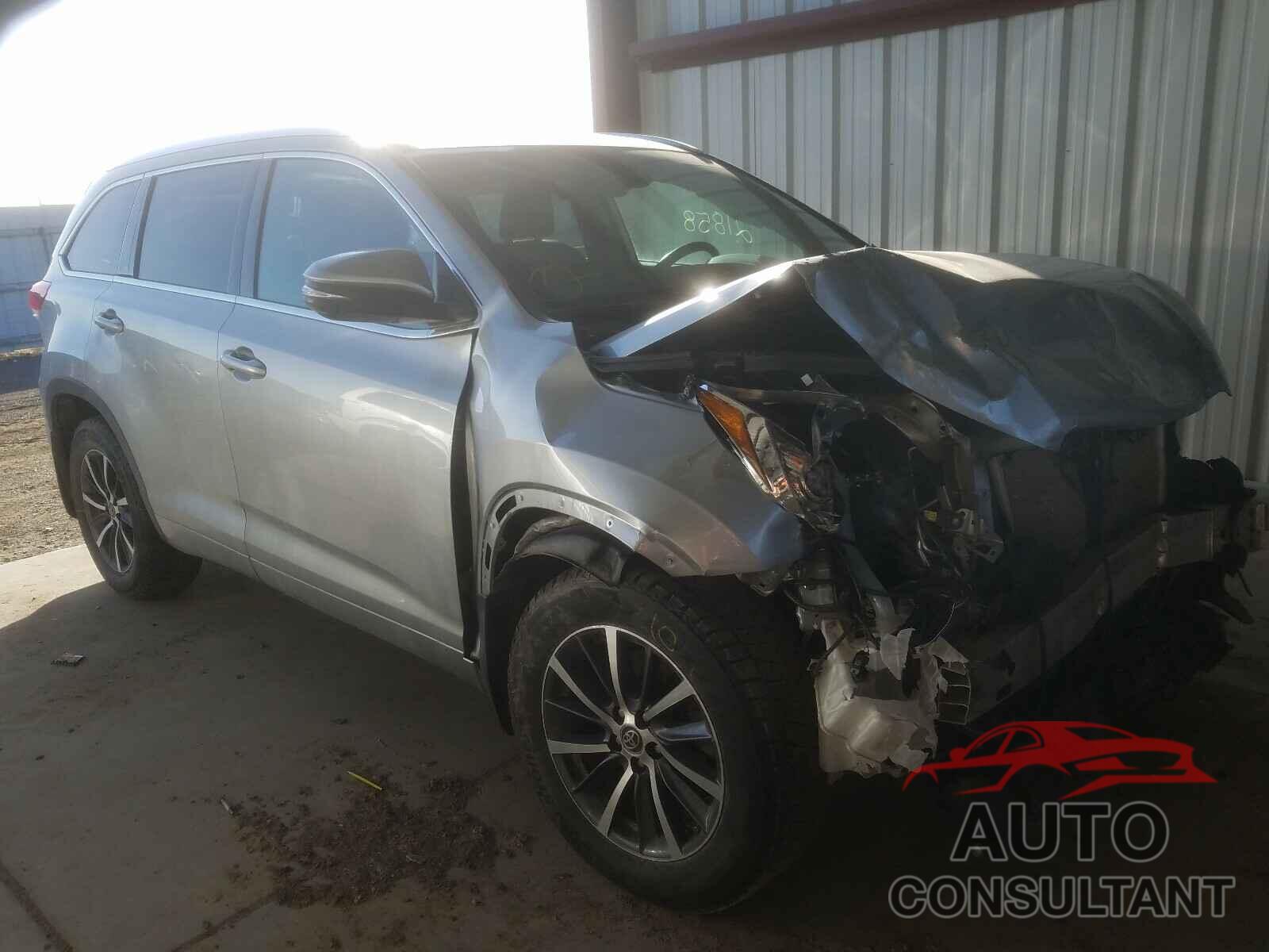 TOYOTA HIGHLANDER 2018 - 5TDJZRFH1JS820453