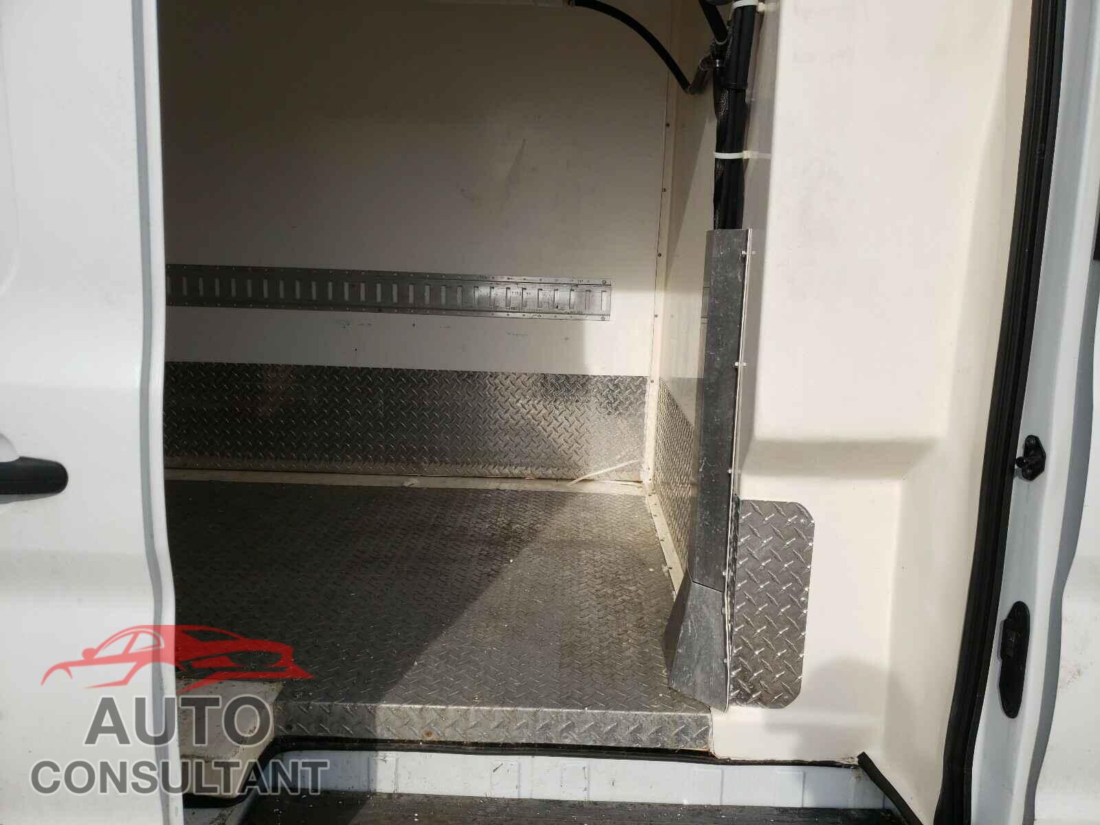 FORD TRANSIT CO 2017 - 1FTYE2CM3HKA80618