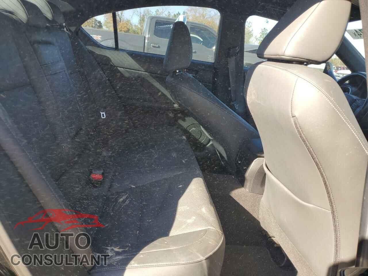 LEXUS IS 2021 - JTHAA1D28M5113687