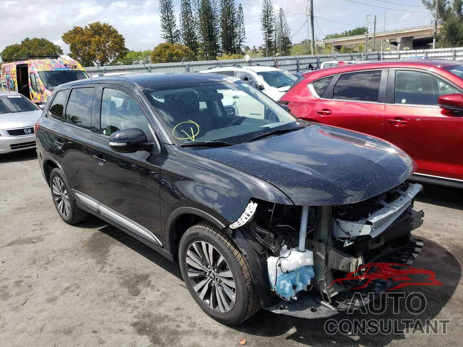 MITSUBISHI OUTLANDER 2019 - JA4AD3A39KZ033297