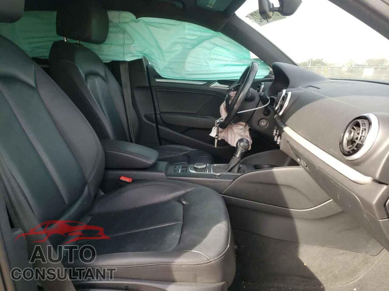 AUDI A3 2016 - WAUA7GFF9G1066391