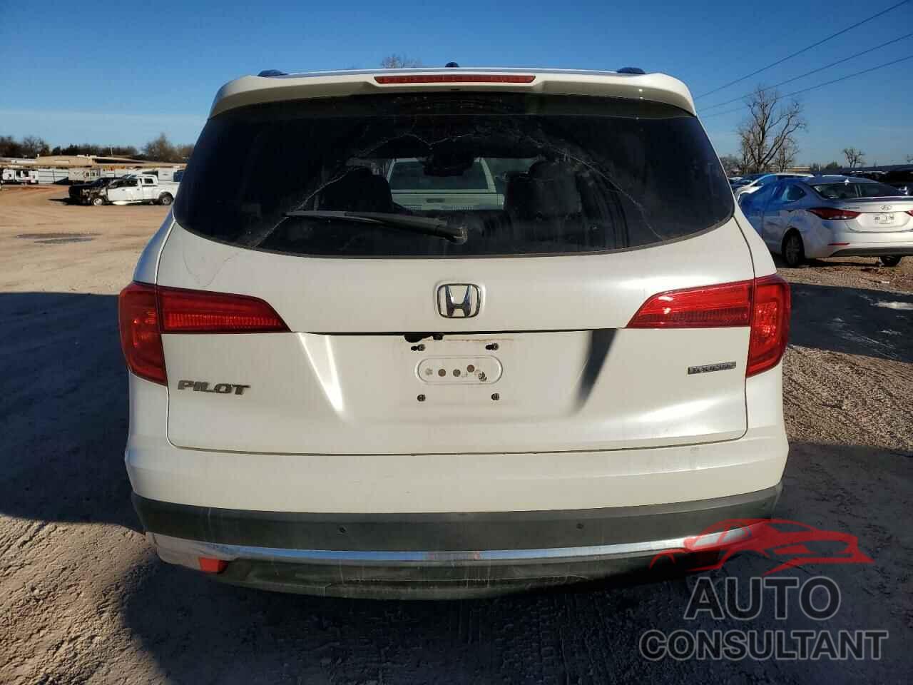 HONDA PILOT 2016 - 5FNYF5H92GB004015