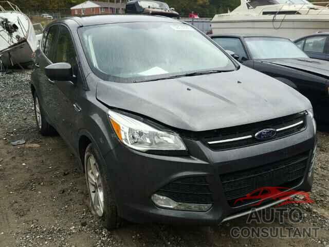 FORD ESCAPE 2015 - 1FMCU0G7XFUA21181