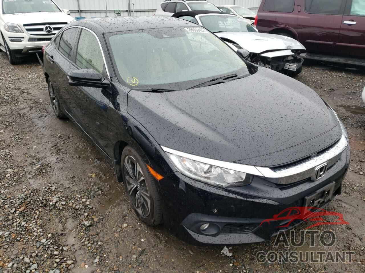 HONDA CIVIC 2018 - JHMFC1F88JX010335