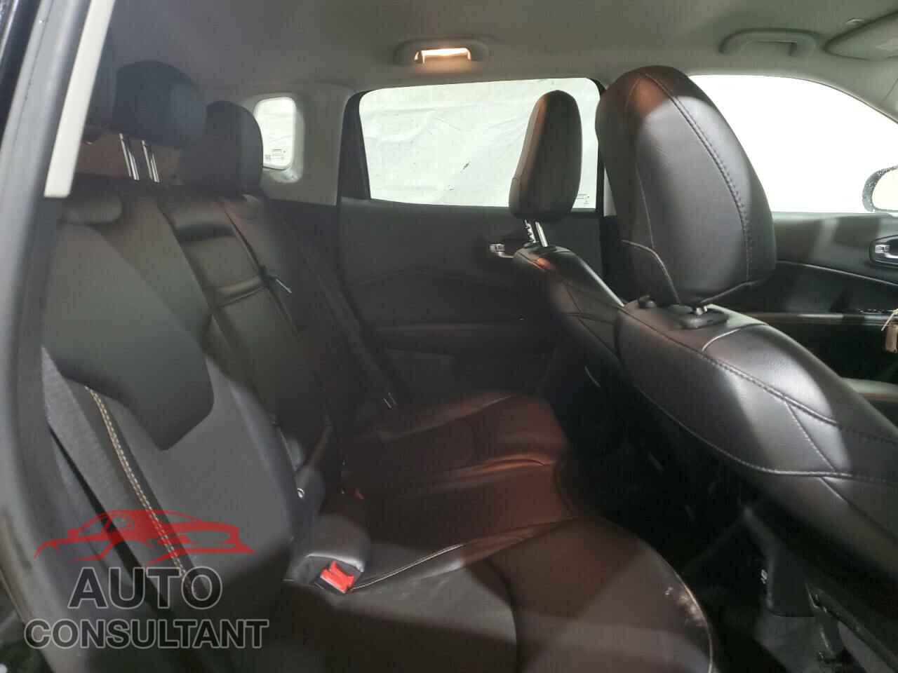 JEEP COMPASS 2019 - 3C4NJDBB9KT780899