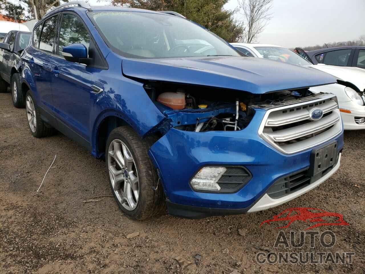 FORD ESCAPE 2017 - 1FMCU9J95HUA97862
