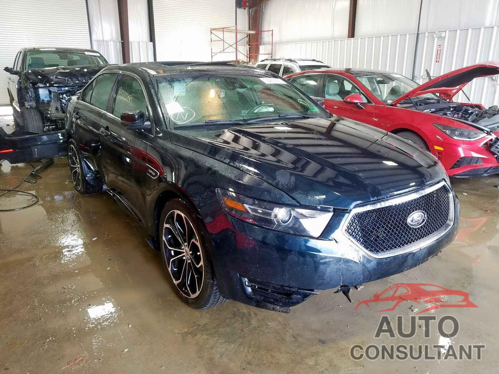 FORD TAURUS 2015 - 3CZRU6H52NM746379