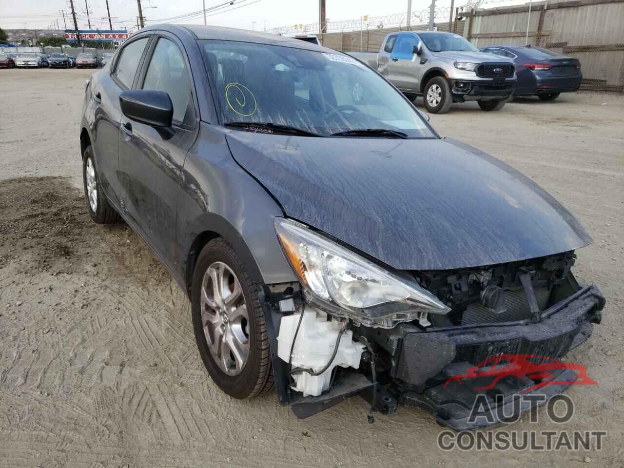 TOYOTA YARIS 2018 - 3MYDLBYV4JY319592