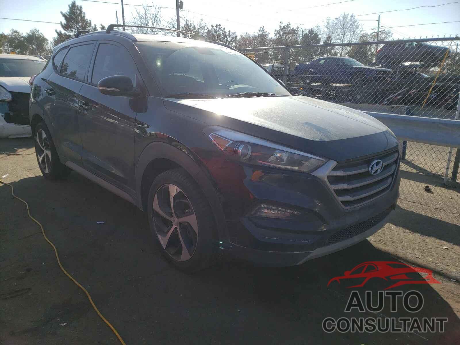 HYUNDAI TUCSON 2017 - KM8J33A22HU478370