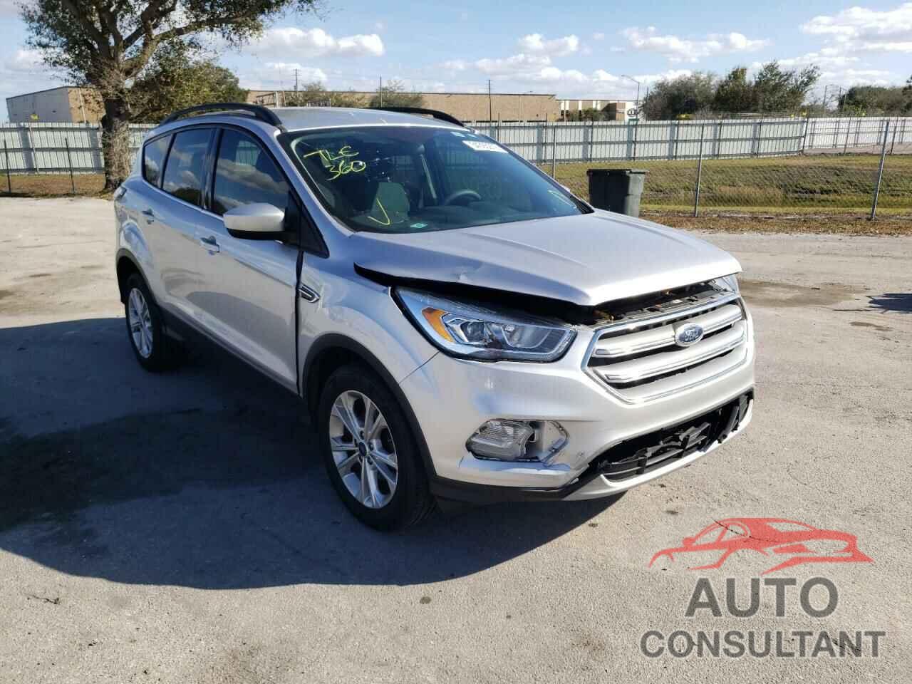 FORD ESCAPE 2017 - 1FMCU0GD0HUC19275