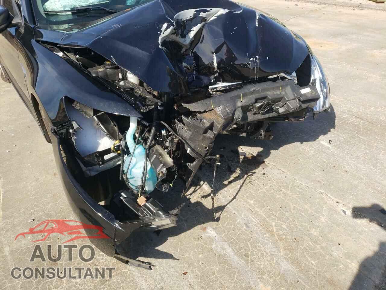 FORD TAURUS 2017 - 1FAHP2D80HG144361