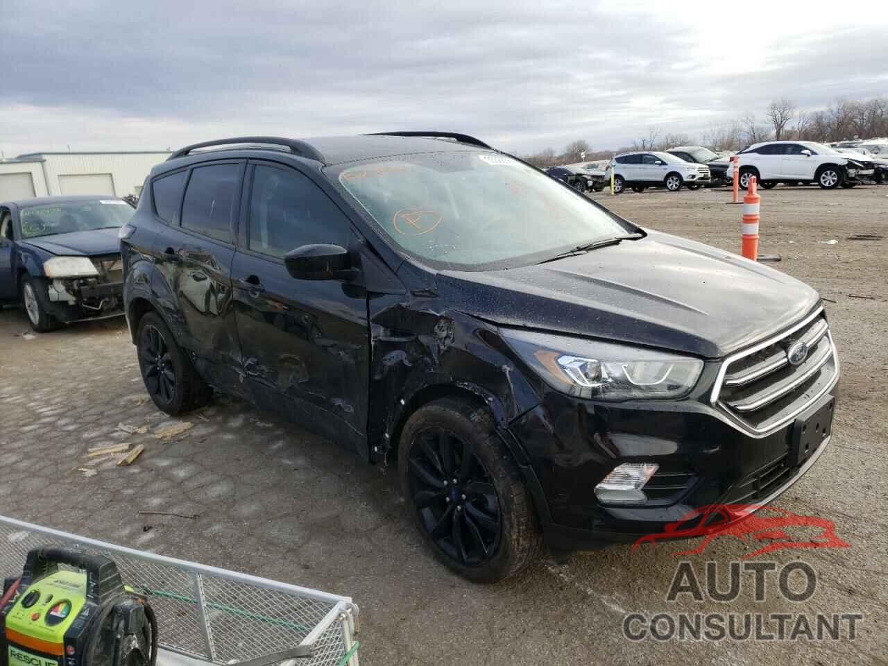 FORD ESCAPE 2018 - 1FMCU0GD3JUB24800