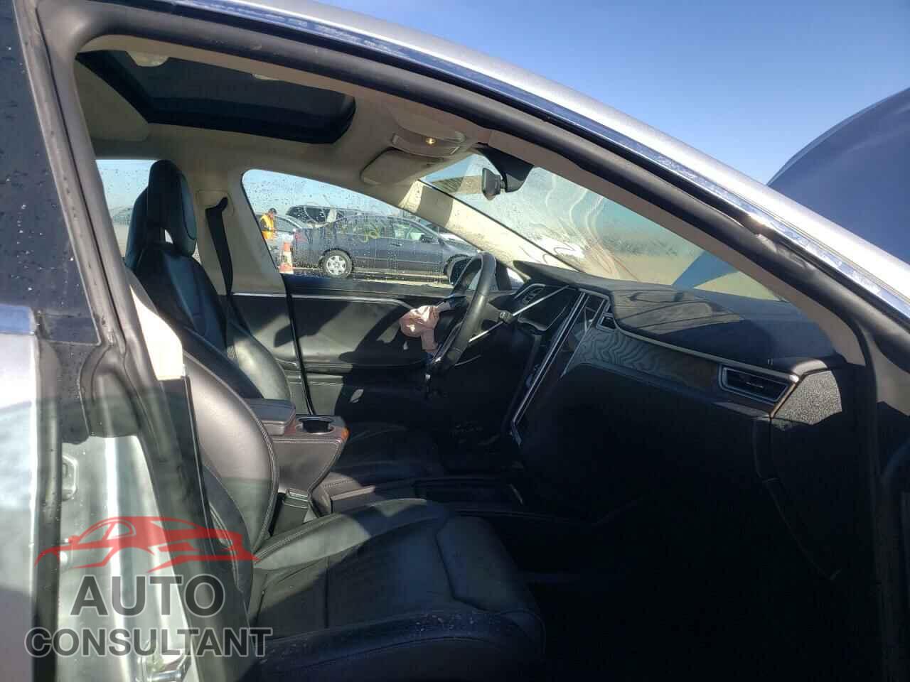 TESLA MODEL S 2017 - 5YJSA1E26HF190941