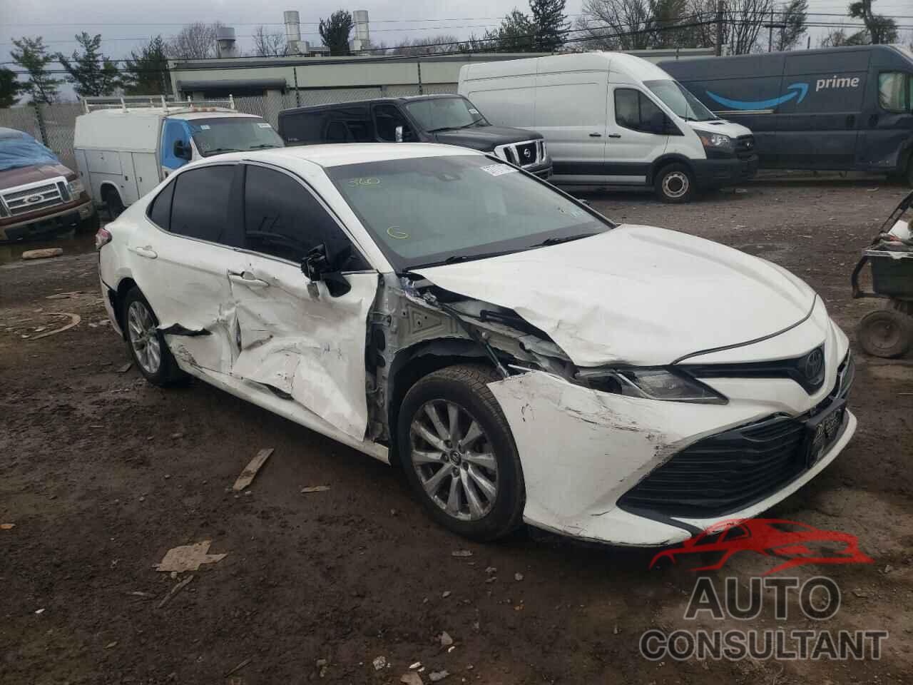 TOYOTA CAMRY 2018 - 4T1B11HKXJU081497