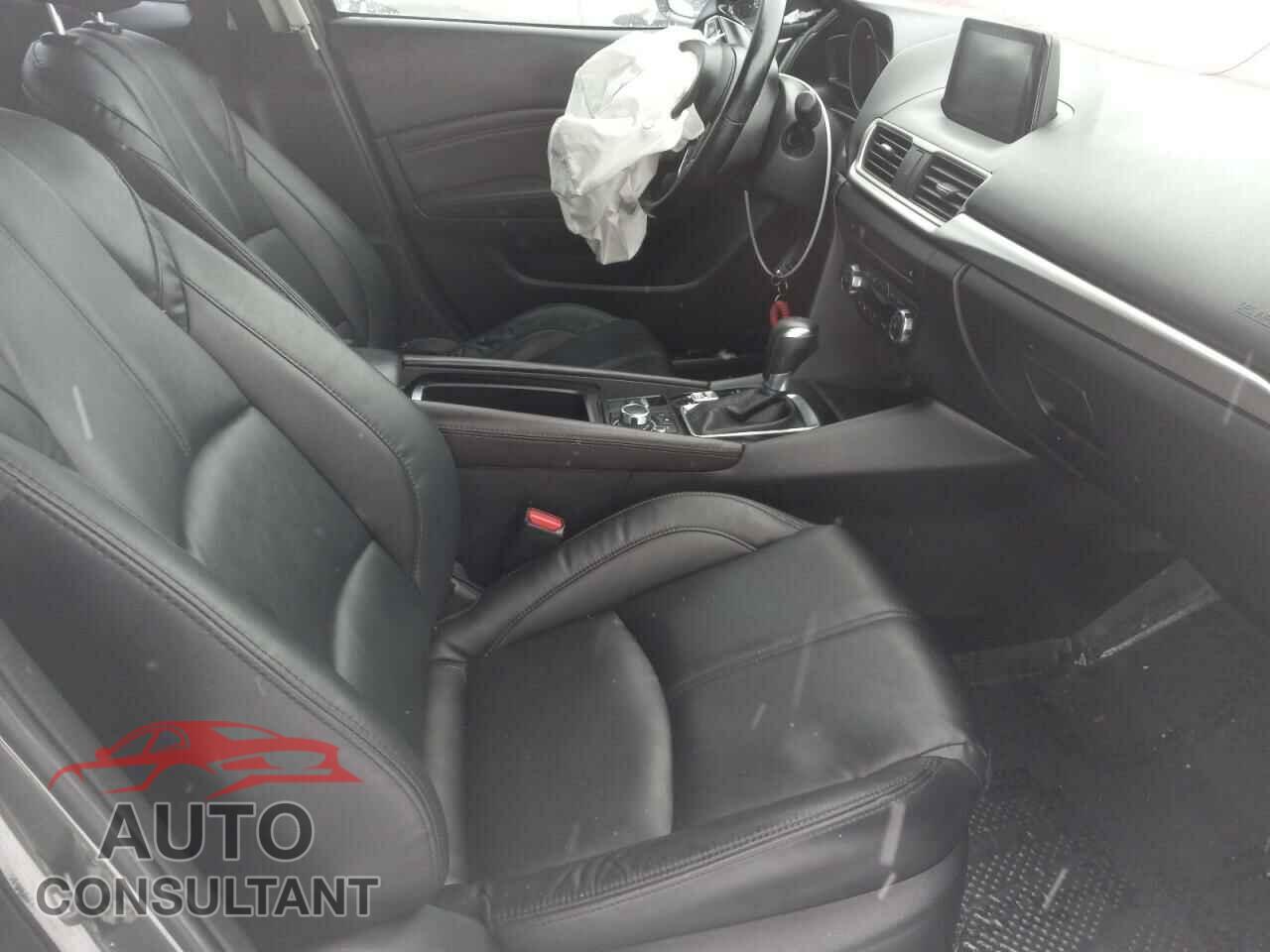 MAZDA 3 2017 - 3MZBN1V76HM102267