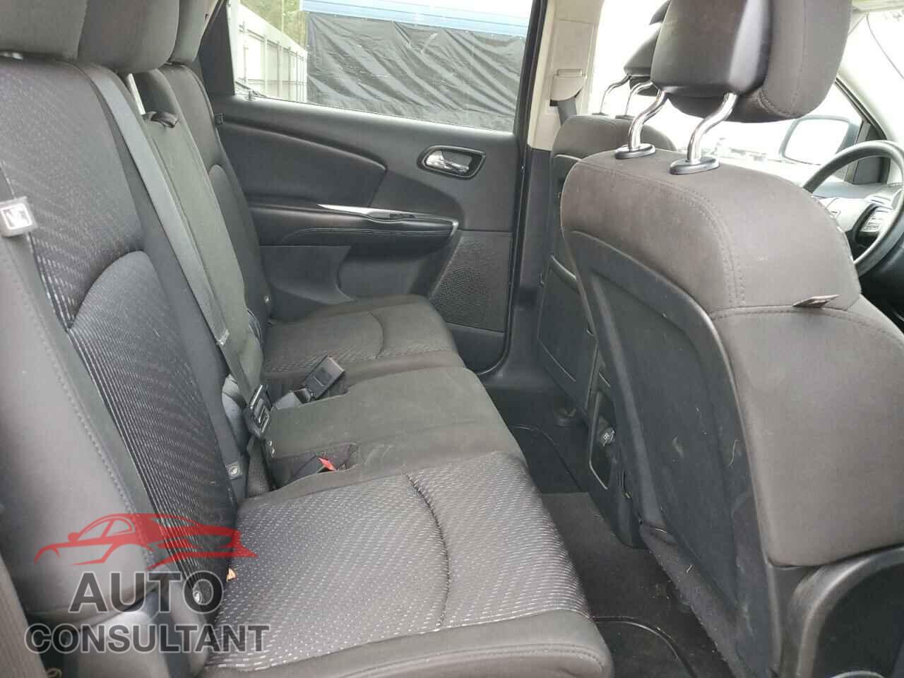 DODGE JOURNEY 2015 - 3C4PDCBG4FT742637