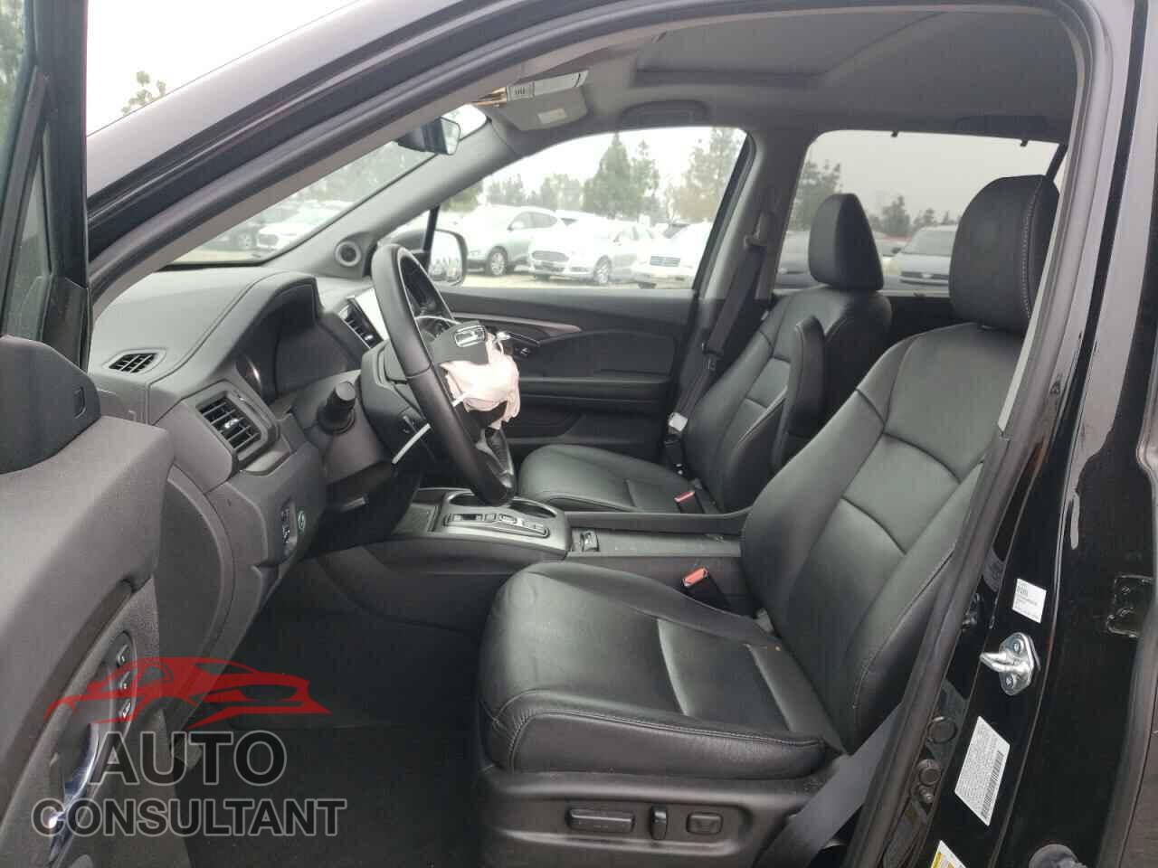 HONDA PILOT 2021 - 5FNYF5H25MB045236