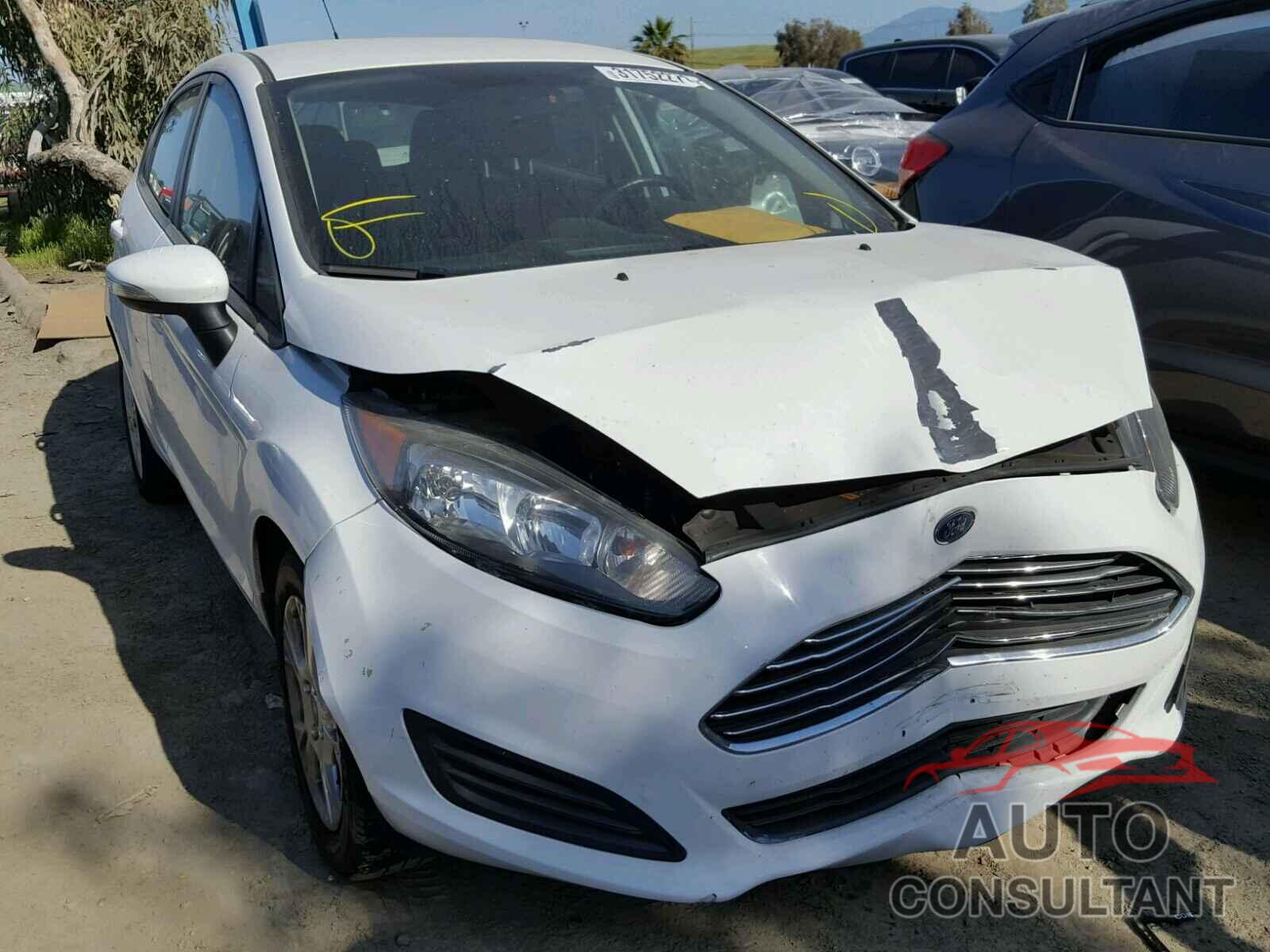 FORD FIESTA 2015 - 3FADP4EJ5FM107871