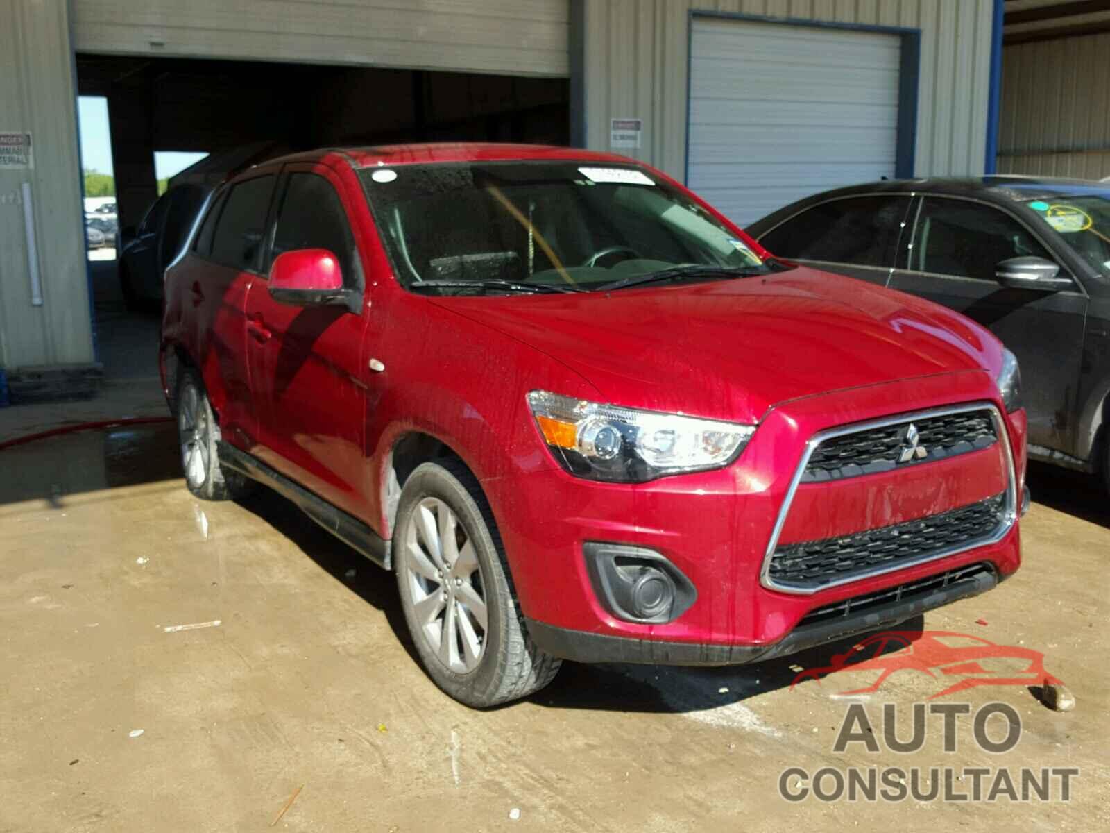 MITSUBISHI OUTLANDER 2015 - 4A4AP3AU3FE046526