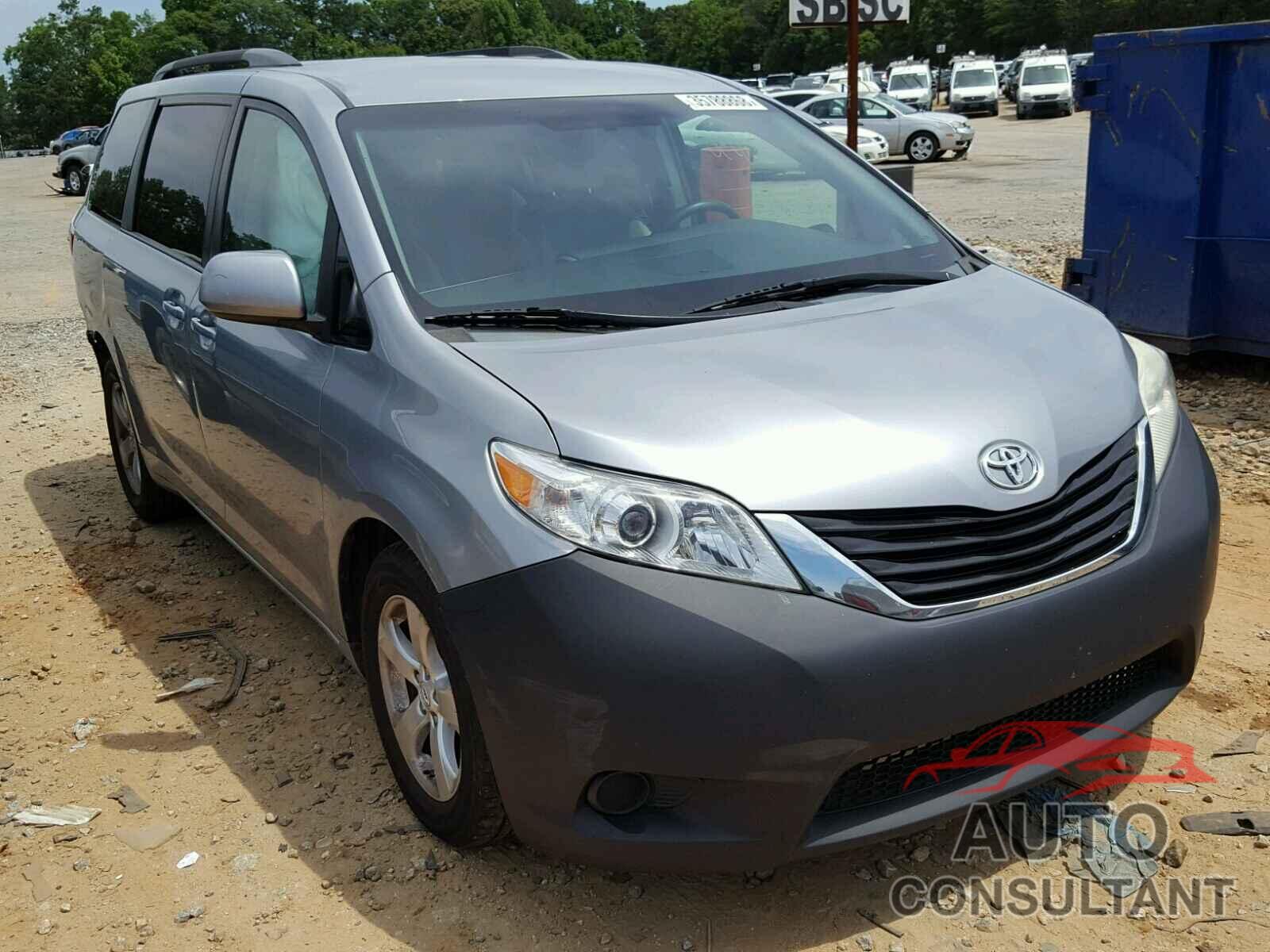 TOYOTA SIENNA 2015 - 5TDKK3DC8FS591368