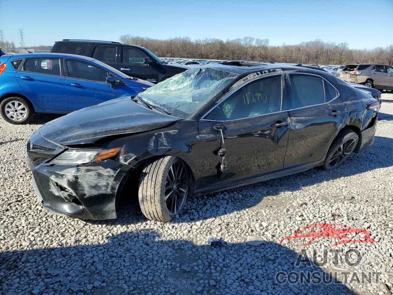 TOYOTA CAMRY 2018 - 4T1B61HK1JU061527