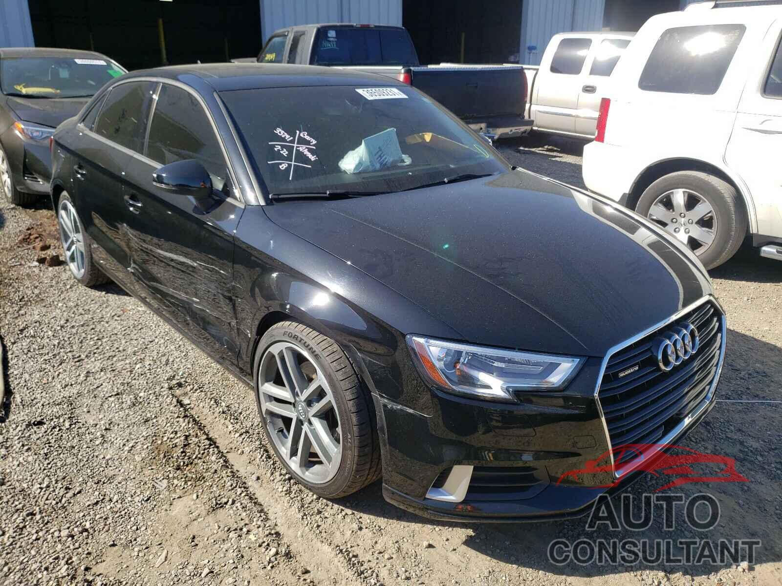 AUDI A3 2018 - WAUB8GFF6J1062419