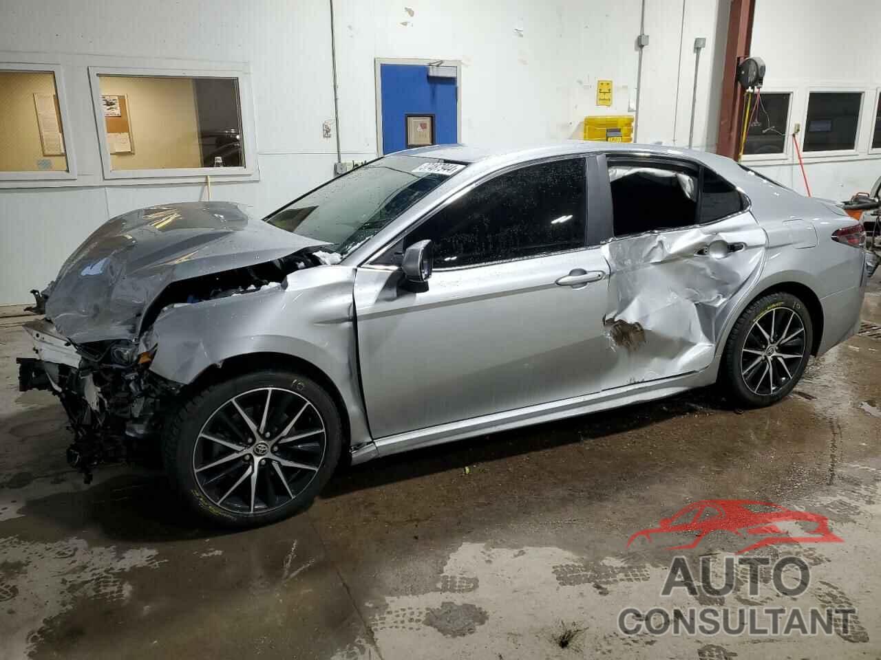 TOYOTA CAMRY 2021 - 4T1G11AK5MU415763
