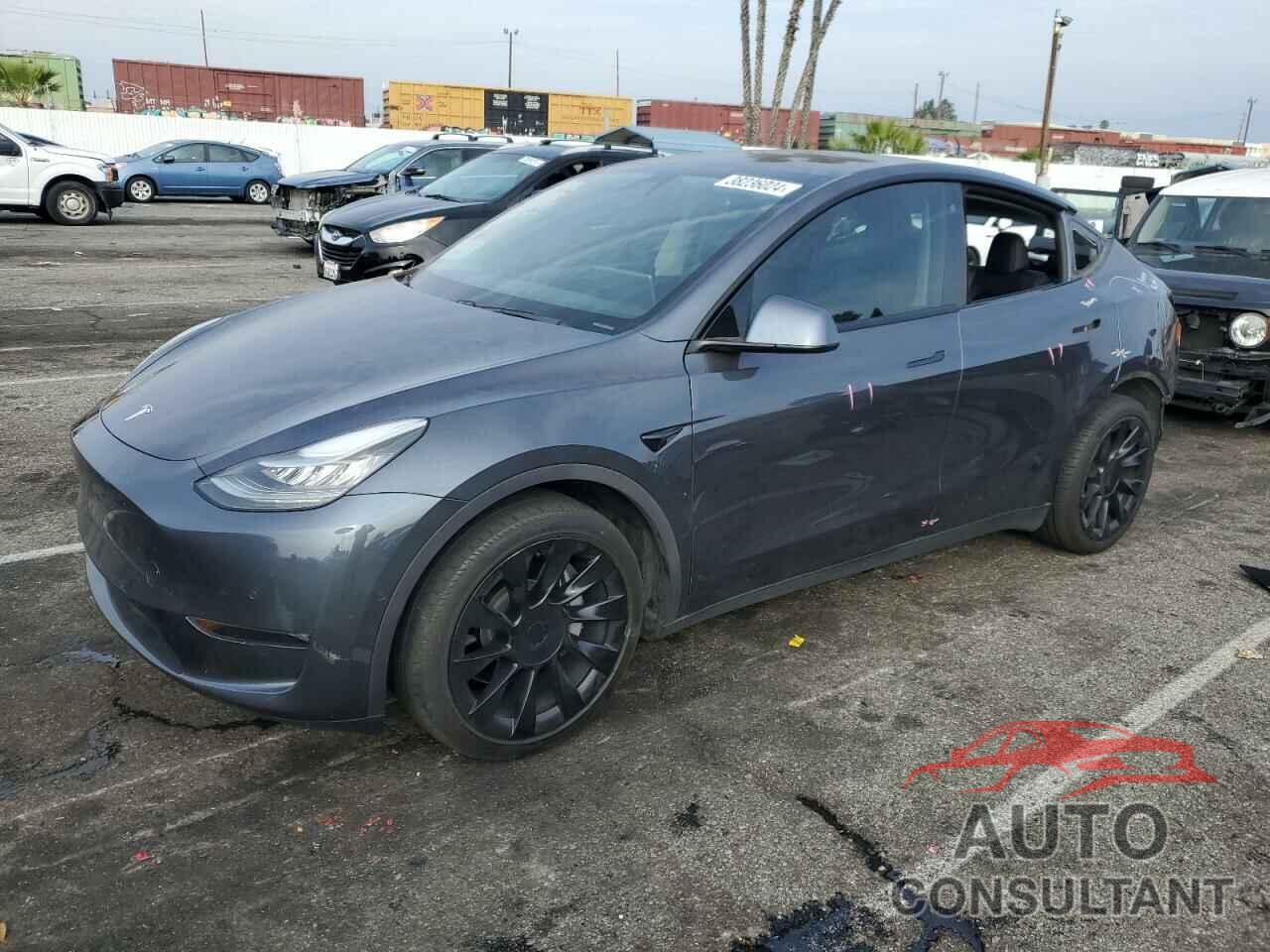 TESLA MODEL Y 2020 - 5YJYGDEE4LF054935